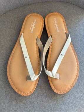 cool planet White Leather Thong Sandals